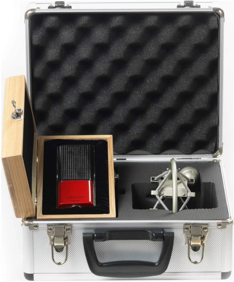 Avontone Pro CR-14 With Shockmount And Case